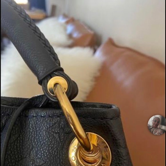 Authentic Louis Vuitton Artsy Navy Monogram (Rare) - Picture 8 of 10